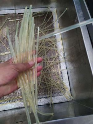 Une production en douceur et sans tracas grâce à une machine automatique de fabrication de colle